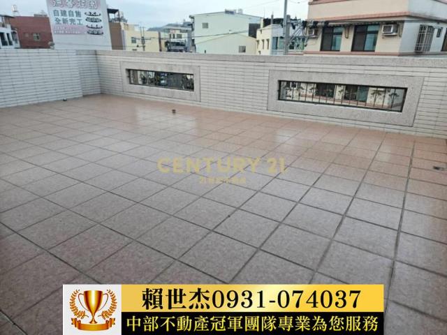 南投市透天-11