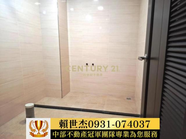 南投市透天-12