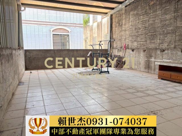 南投南投市透天-11